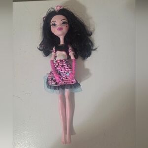 Monster High Shriekwrecked Draculaura doll,